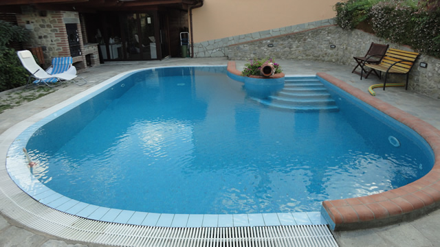 Progettazione e costruzione piscine arezzo Piscine oasi fuori terra